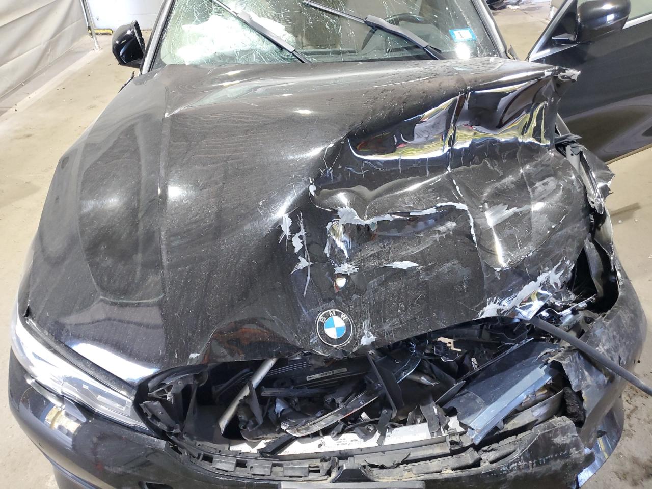 BMW 3 Series Image 12