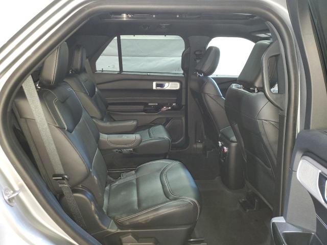 Ford Explorer St Image 9