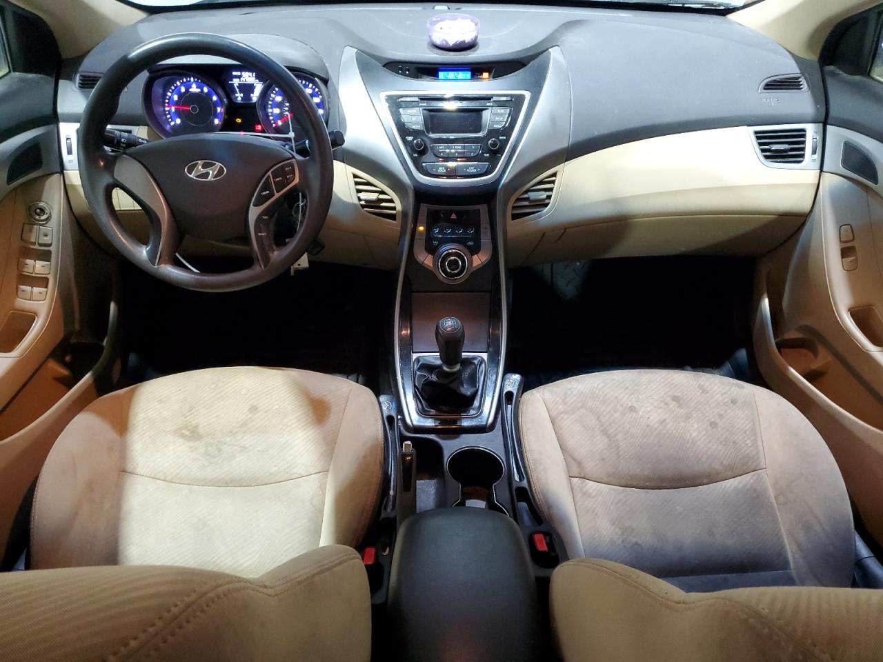 Hyundai ELANTRA Gls Image 8