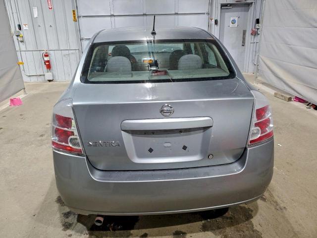 Nissan Sentra 2.0 Image 9