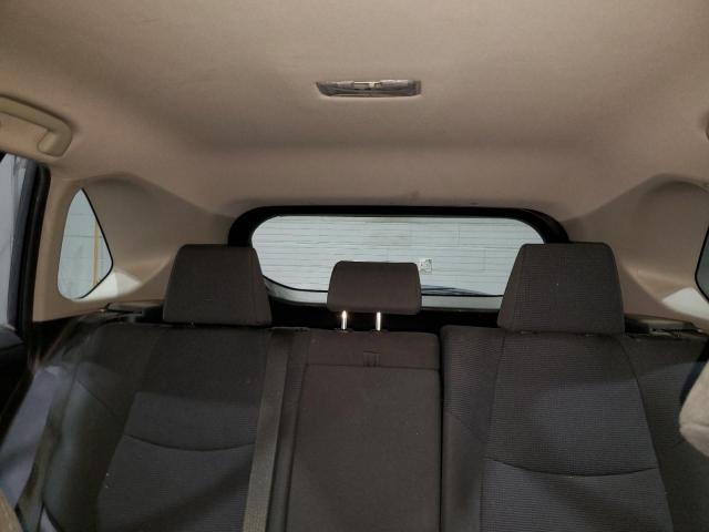 Toyota RAV4 Le Image 10