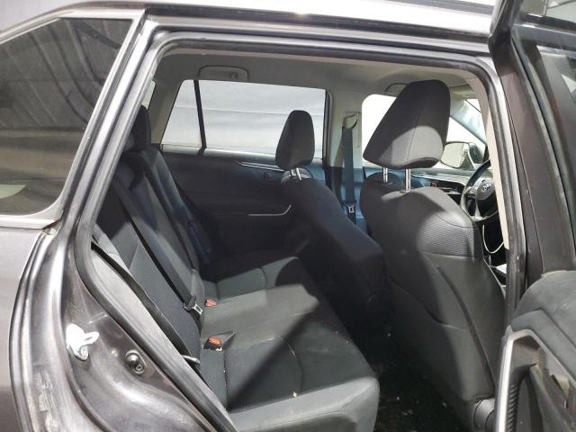 Toyota RAV4 Le Image 12