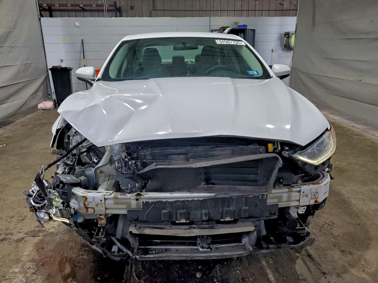 Ford Fusion Se Image 2