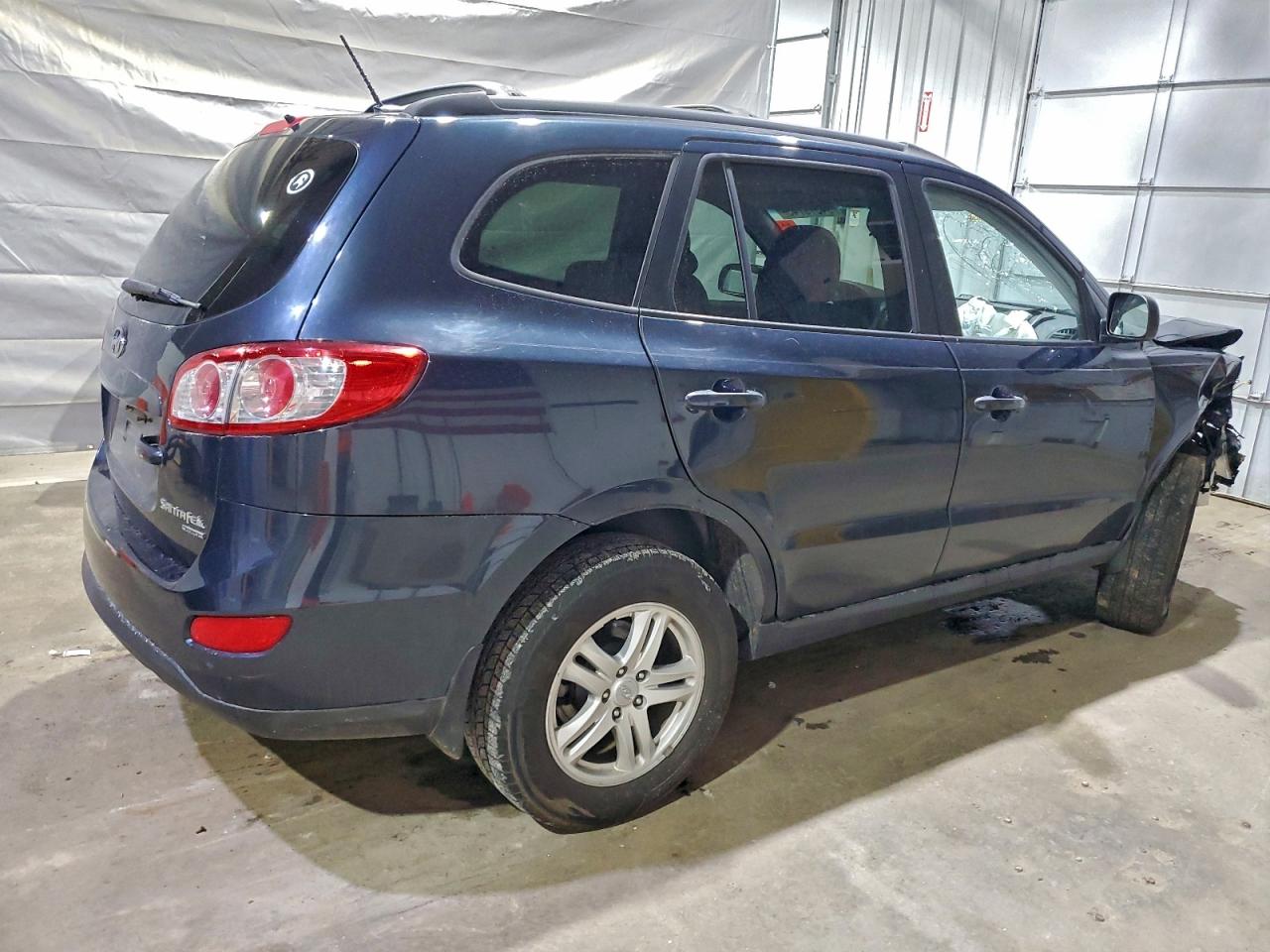Hyundai SANTA FE Gls Image 2