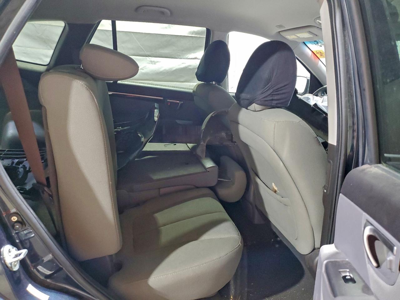 Hyundai SANTA FE Gls Image 12