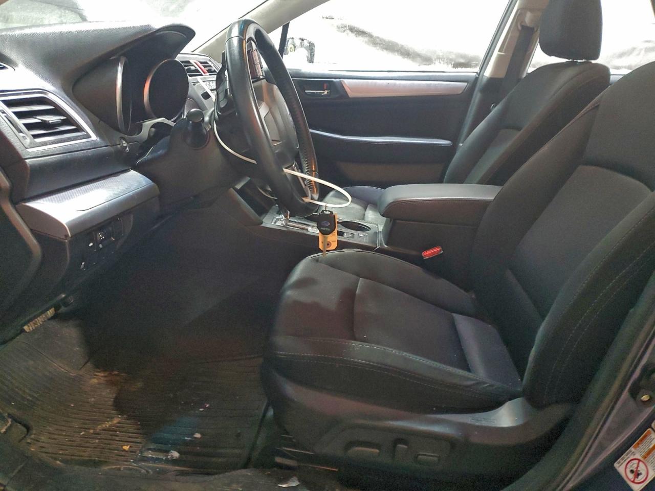 Subaru Legacy 2.5i Premium Image 4