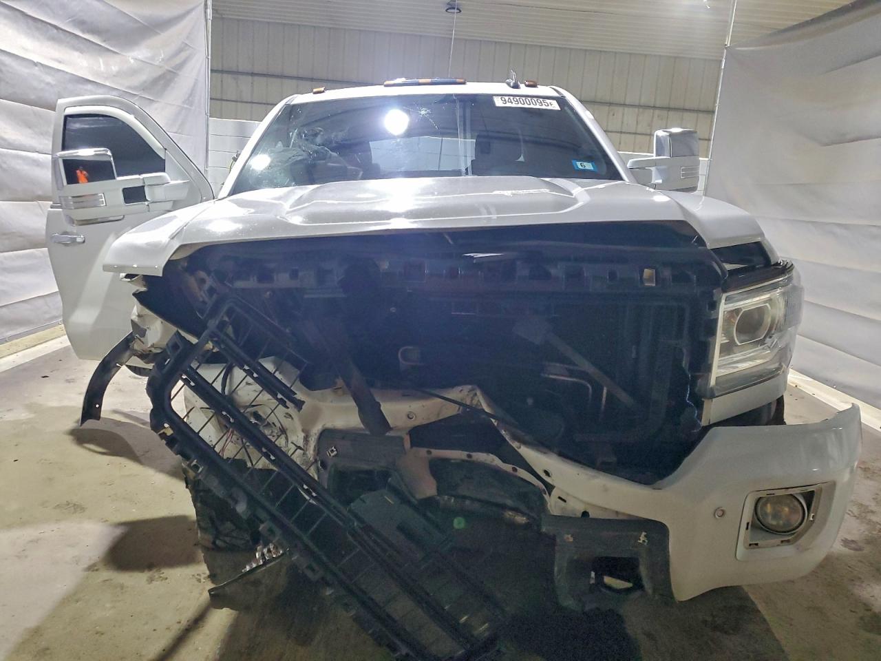 GMC Sierra K2500 Slt Image 2