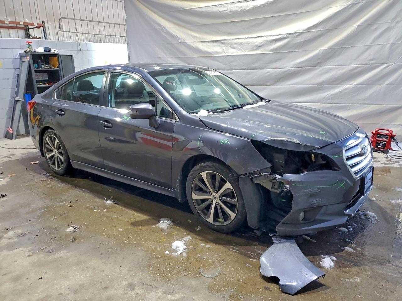 Subaru Legacy 2.5i Limited Image 5