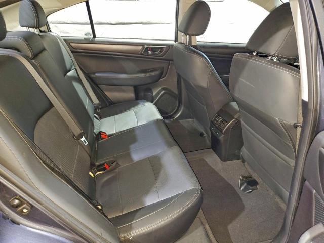 Subaru Legacy 2.5i Limited Image 11