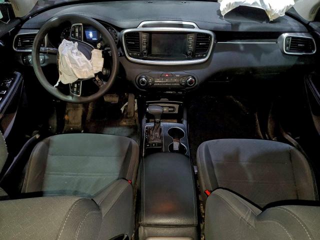 Kia Sorento L Image 10