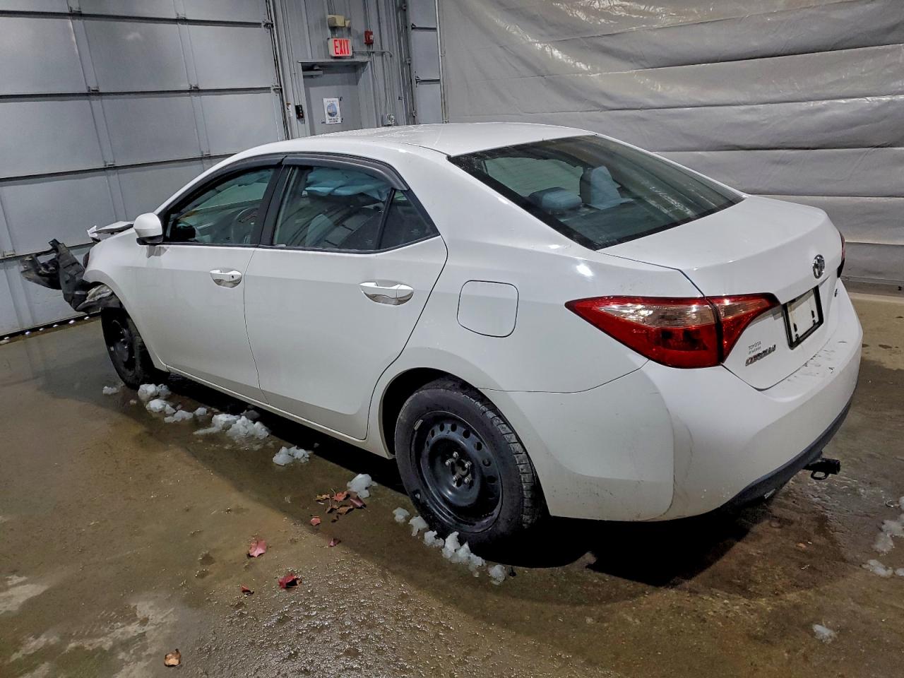 Toyota Corolla L Image 11