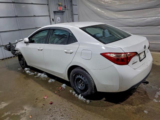 Toyota Corolla L Image 11