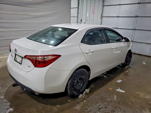 Toyota Corolla L Image 2