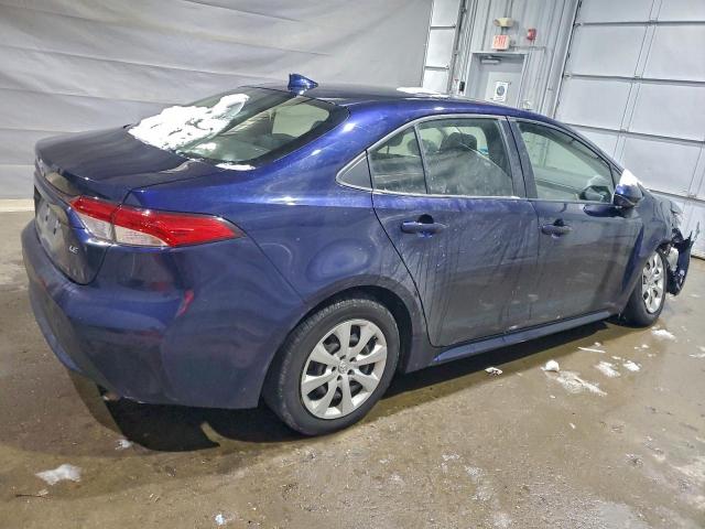 Toyota Corolla Le Image 10