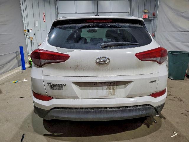 Hyundai TUCSON Limited Image 3