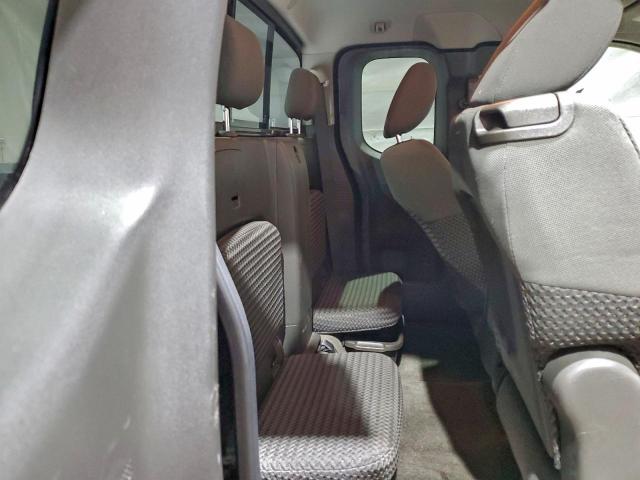 Nissan Frontier Sv Image 12