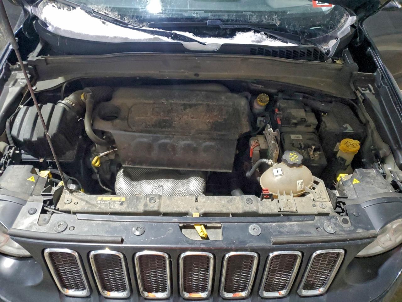 Jeep Renegade Latitude Image 10