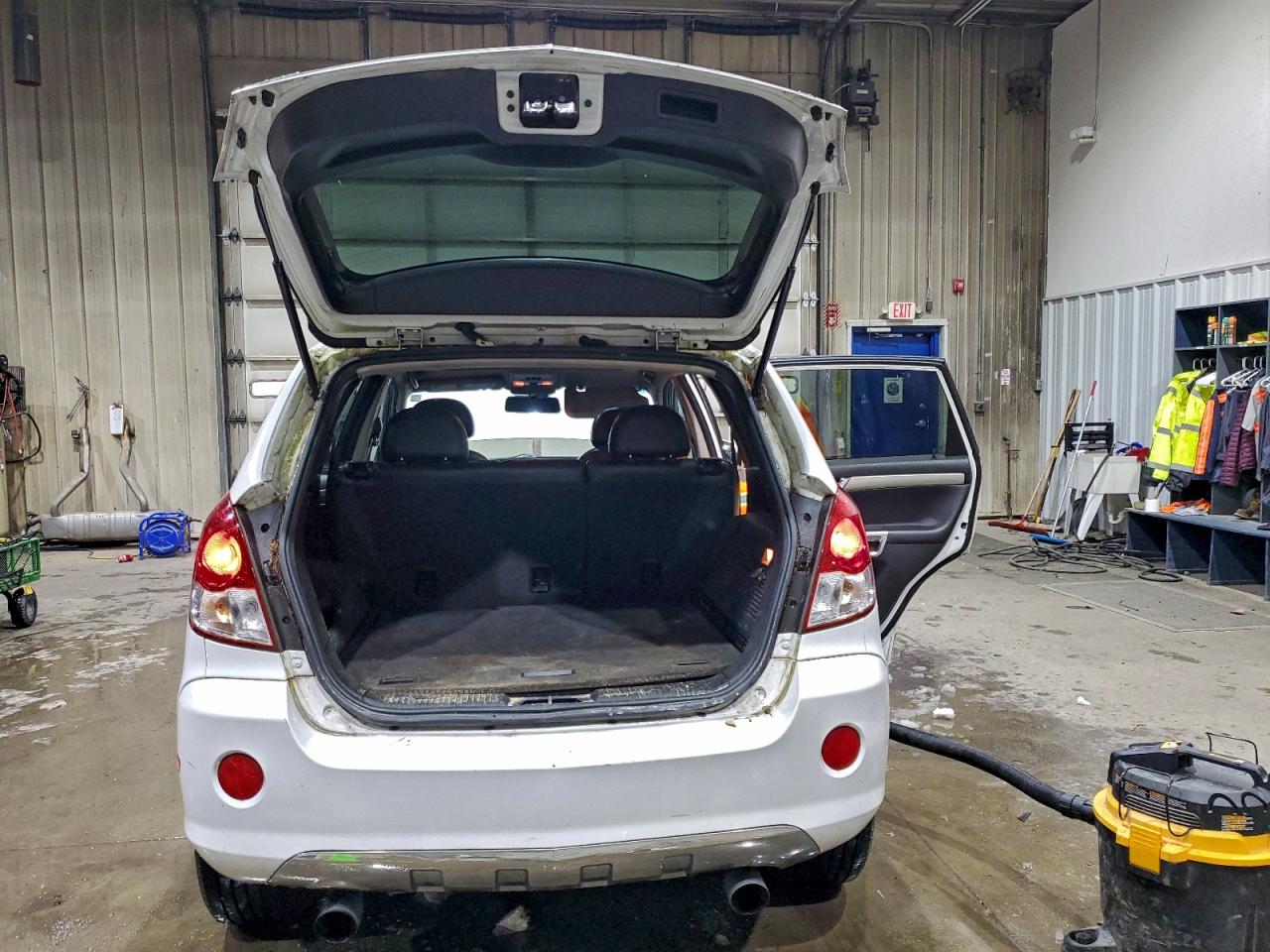 Chevrolet Captiva Sport Image 14