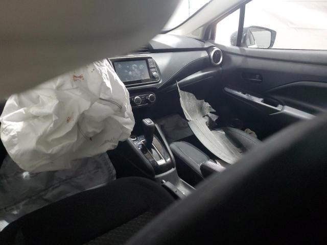 Nissan Versa S Image 5