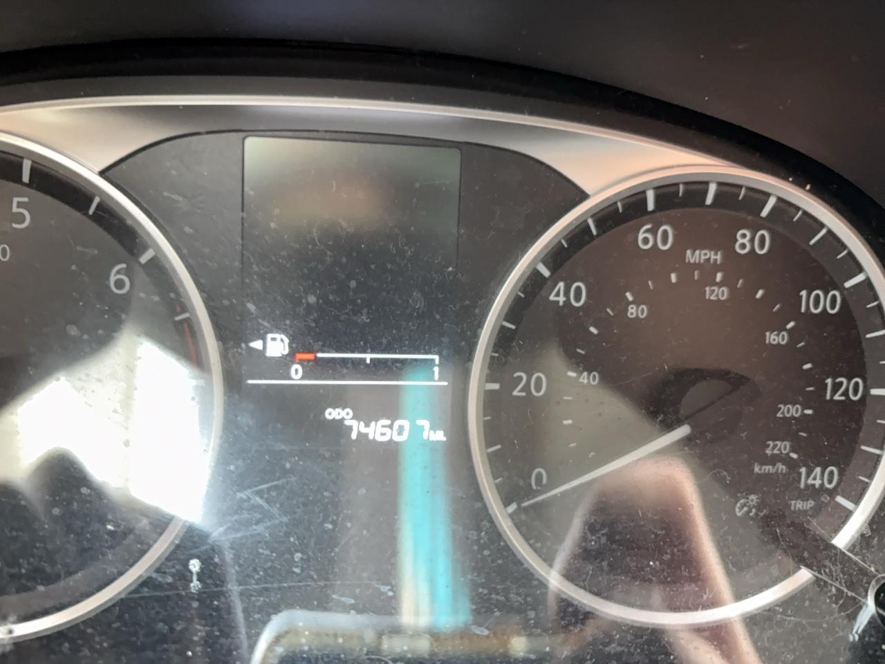 Nissan Versa S Image 2