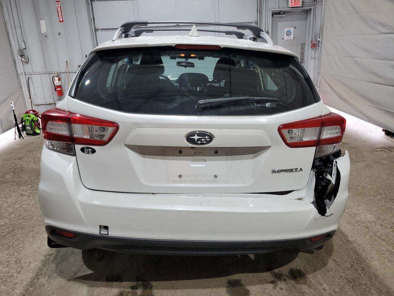 Subaru Impreza Premium Plus Image 10