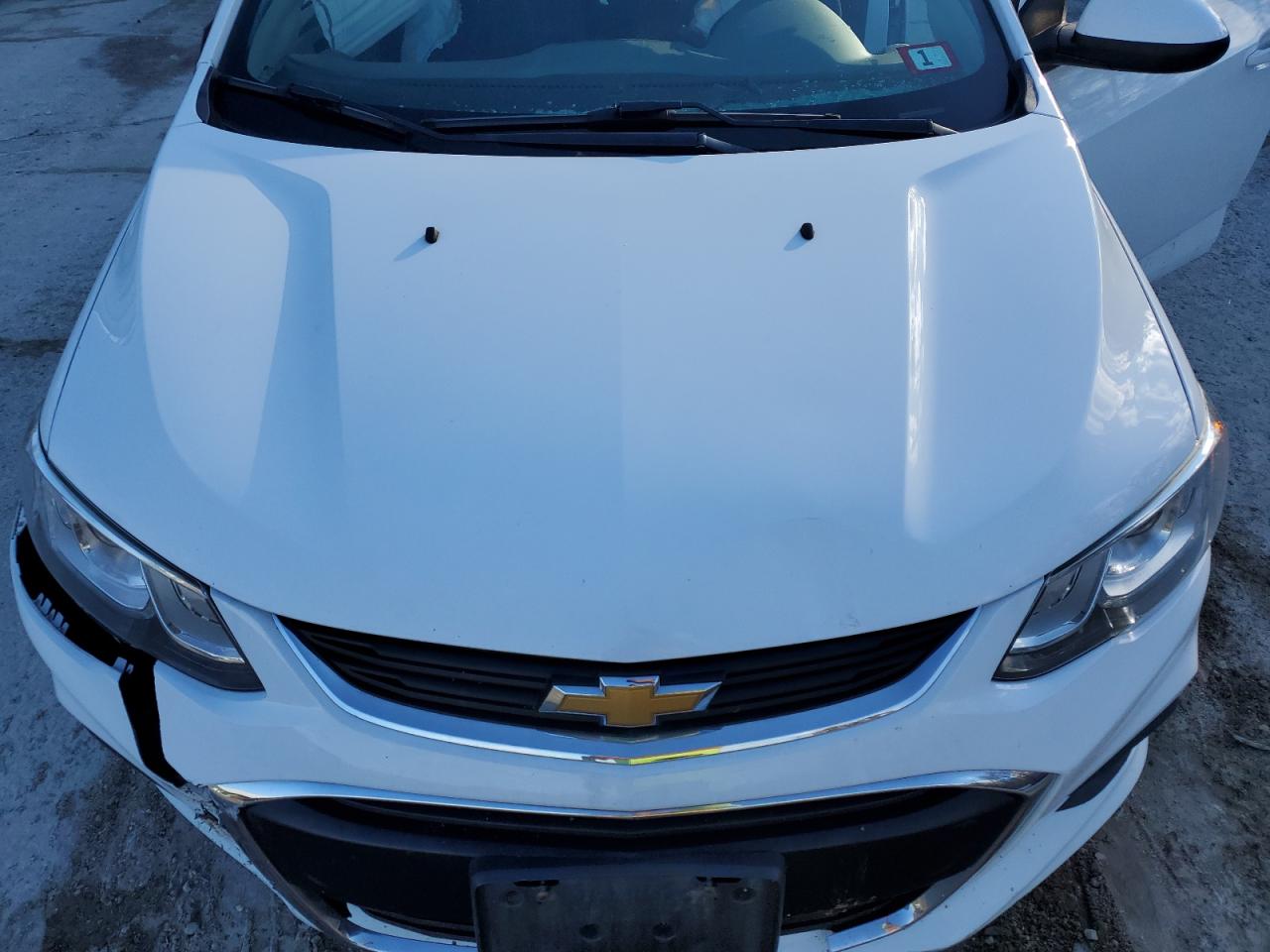 Chevrolet Sonic Lt Image 7