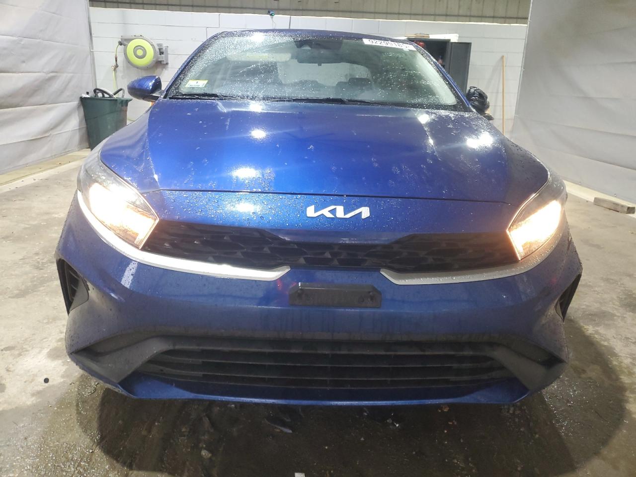 Kia Forte Fe Image 4