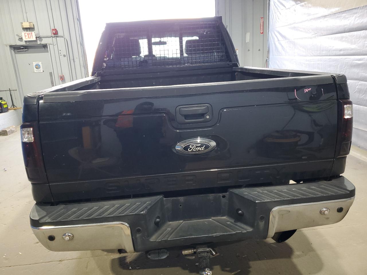 Ford F-350 Super Duty Image 12