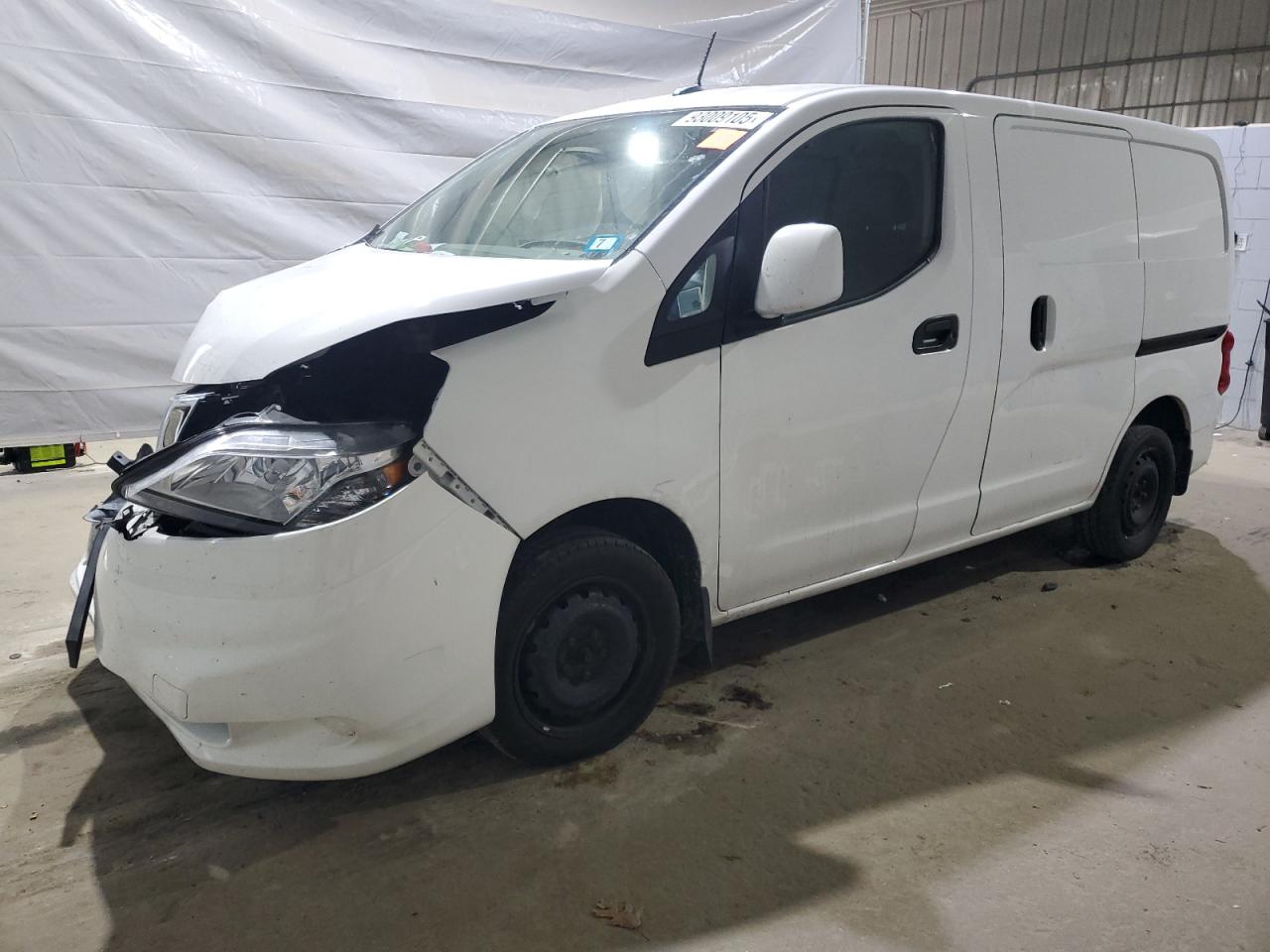 Nissan Nv 2.5s Image 1