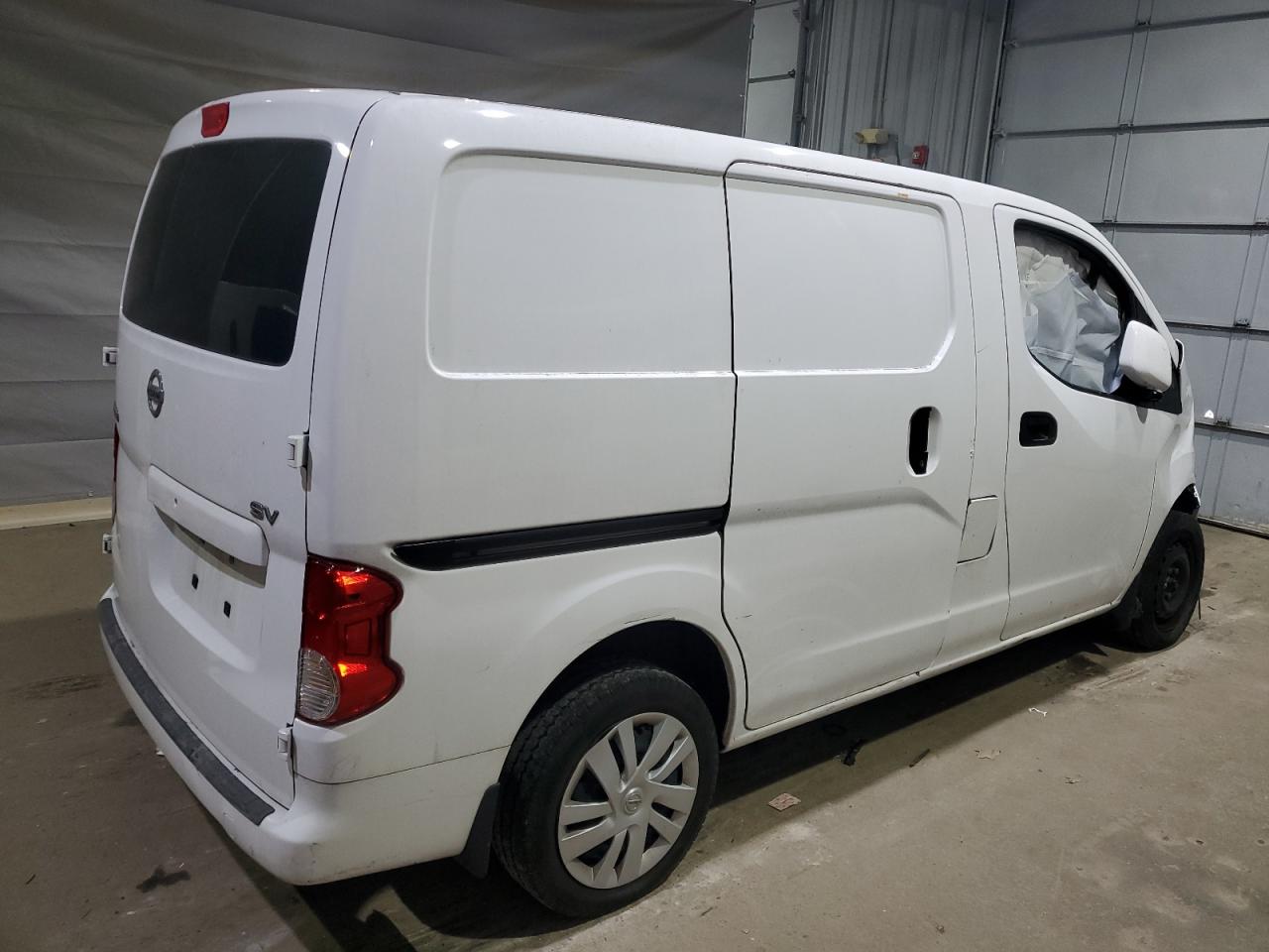 Nissan Nv 2.5s Image 2