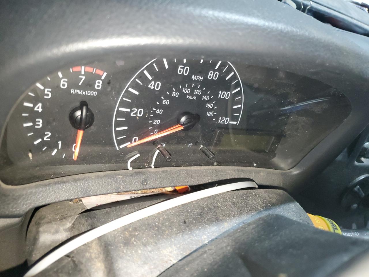 Nissan Nv 2.5s Image 8