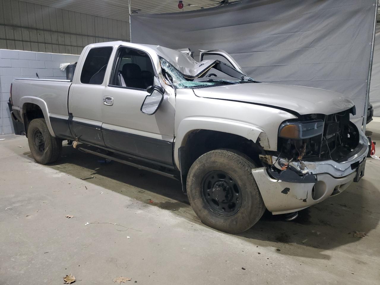 GMC Sierra K2500 Heavy Duty Image 2