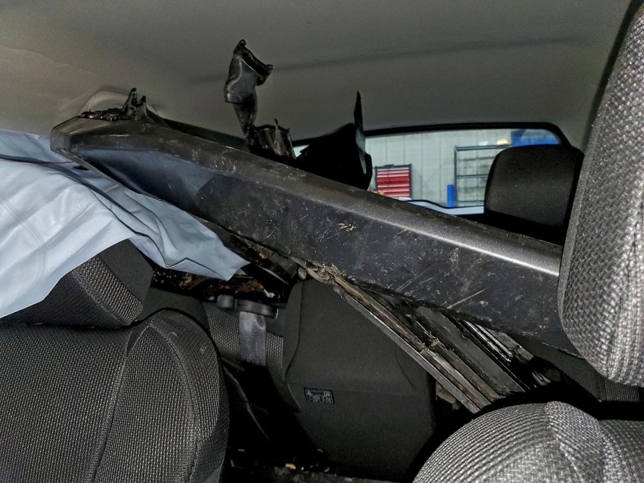 Subaru Impreza Premium Image 6