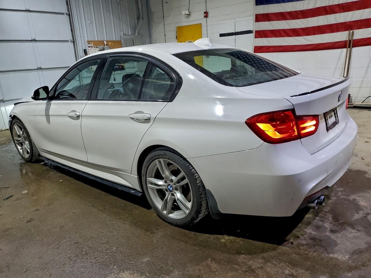 BMW 3 Series I Image 8