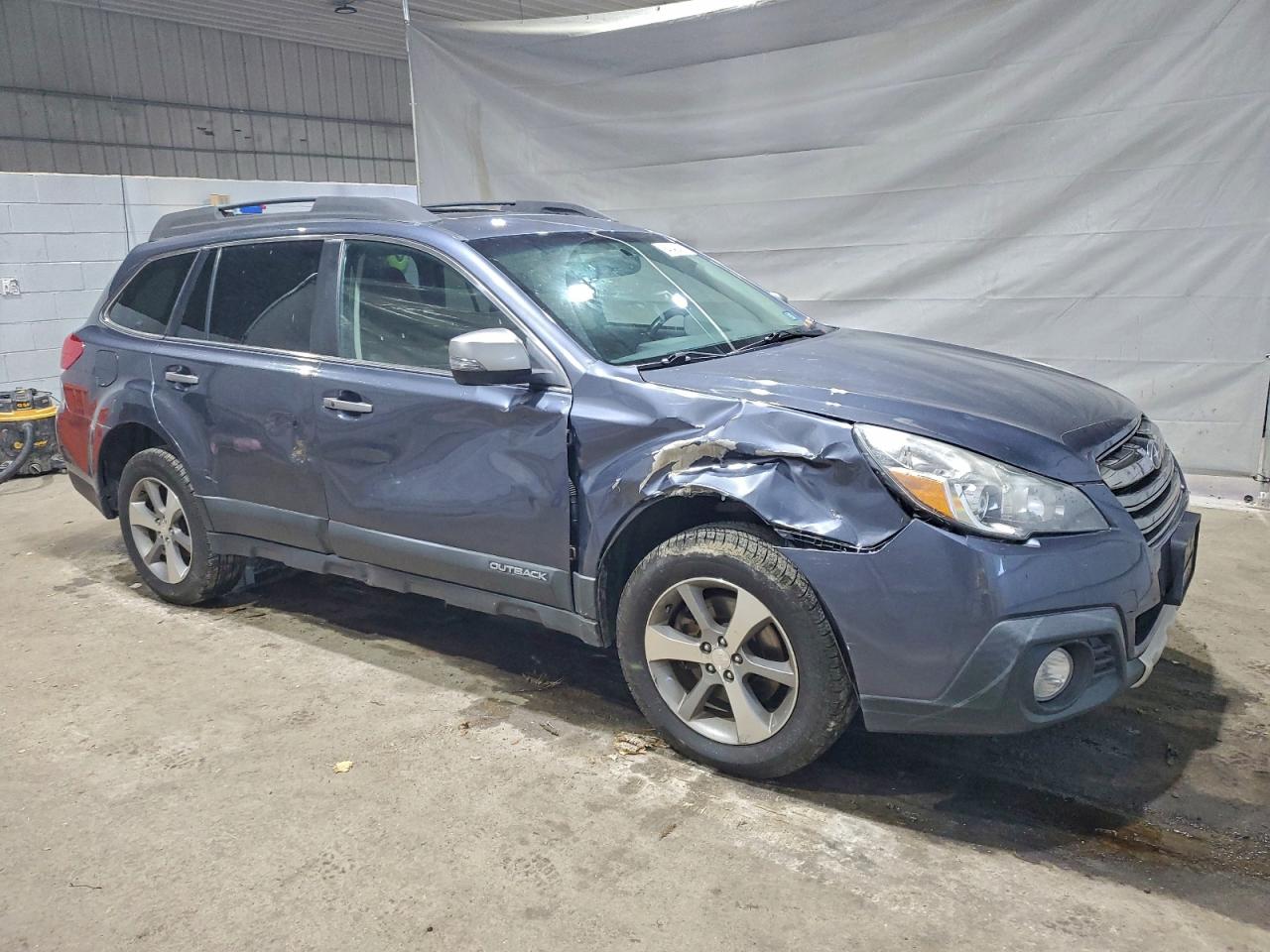 Subaru Outback 3.6r Limited Image 12