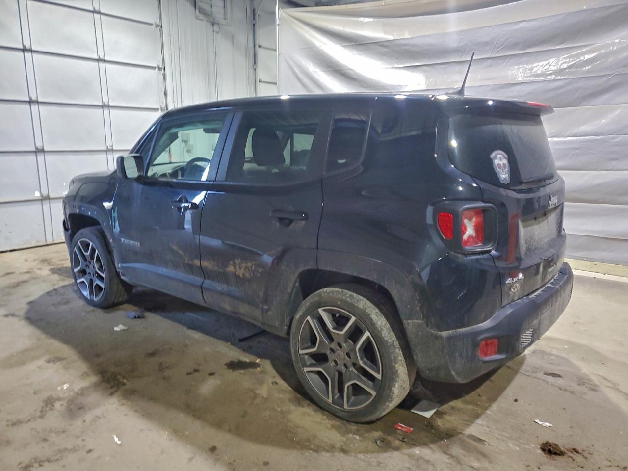 Jeep Renegade Sport Image 4