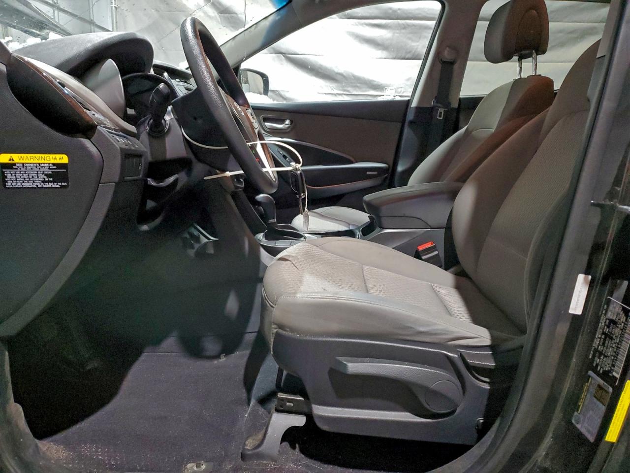 Hyundai SANTA FE Image 9