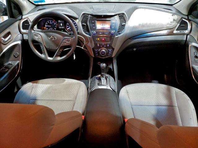 Hyundai SANTA FE Image 8