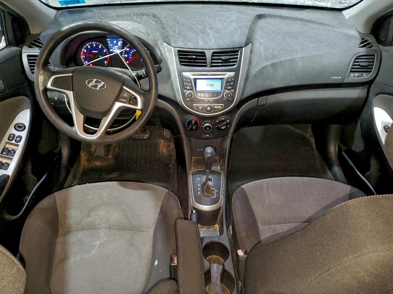 Hyundai ACCENT Gls Image 6