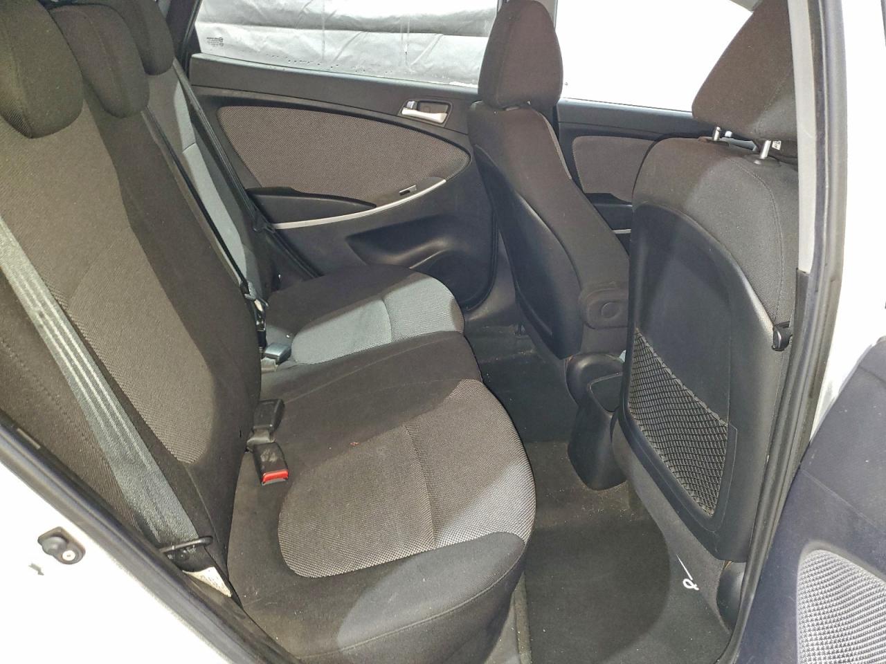 Hyundai ACCENT Gls Image 5