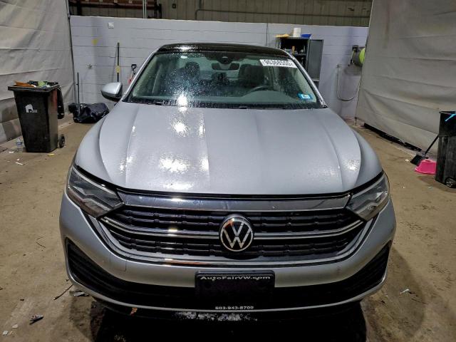 Volkswagen Jetta Se Image 4