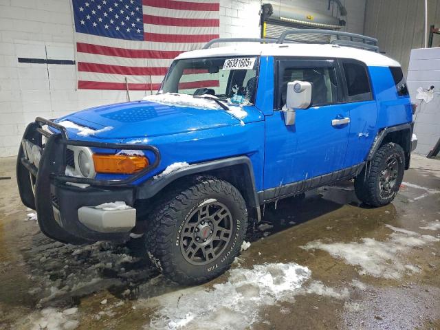  Salvage Toyota FJ Cruiser