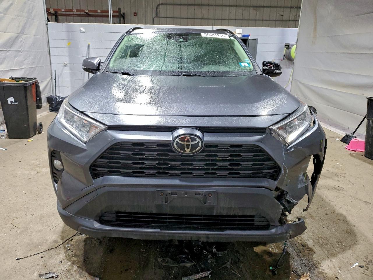 Toyota RAV4 Xle Image 7