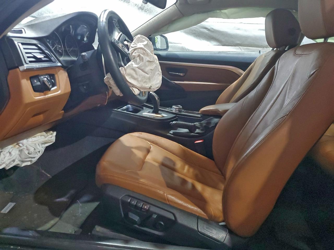 BMW 4 Series Xi Image 4