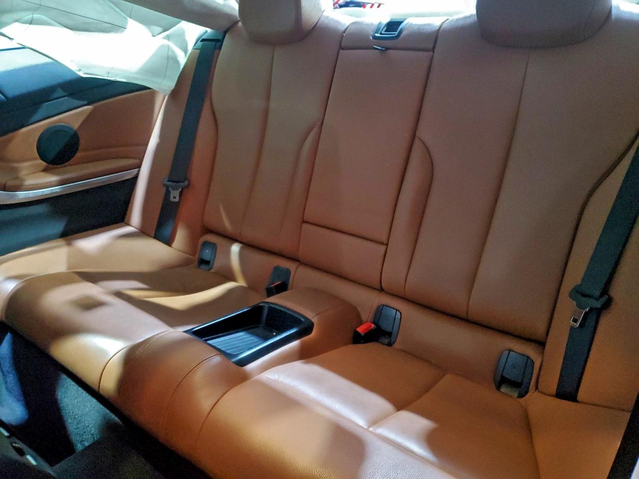 BMW 4 Series Xi Image 10