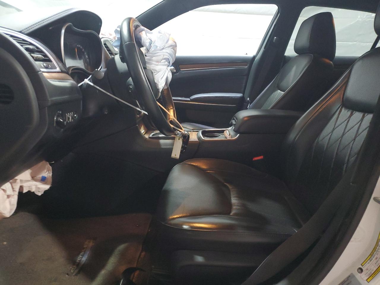 Chrysler 300 Platinum Image 10