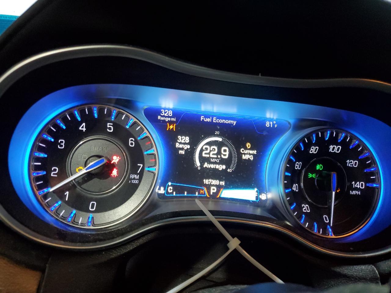 Chrysler 300 Platinum Image 6