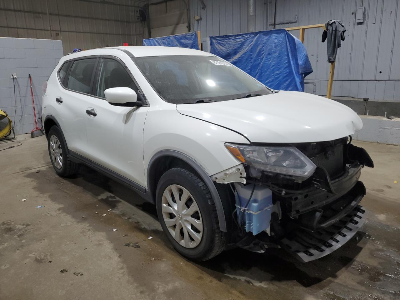 Nissan Rogue S Image 2