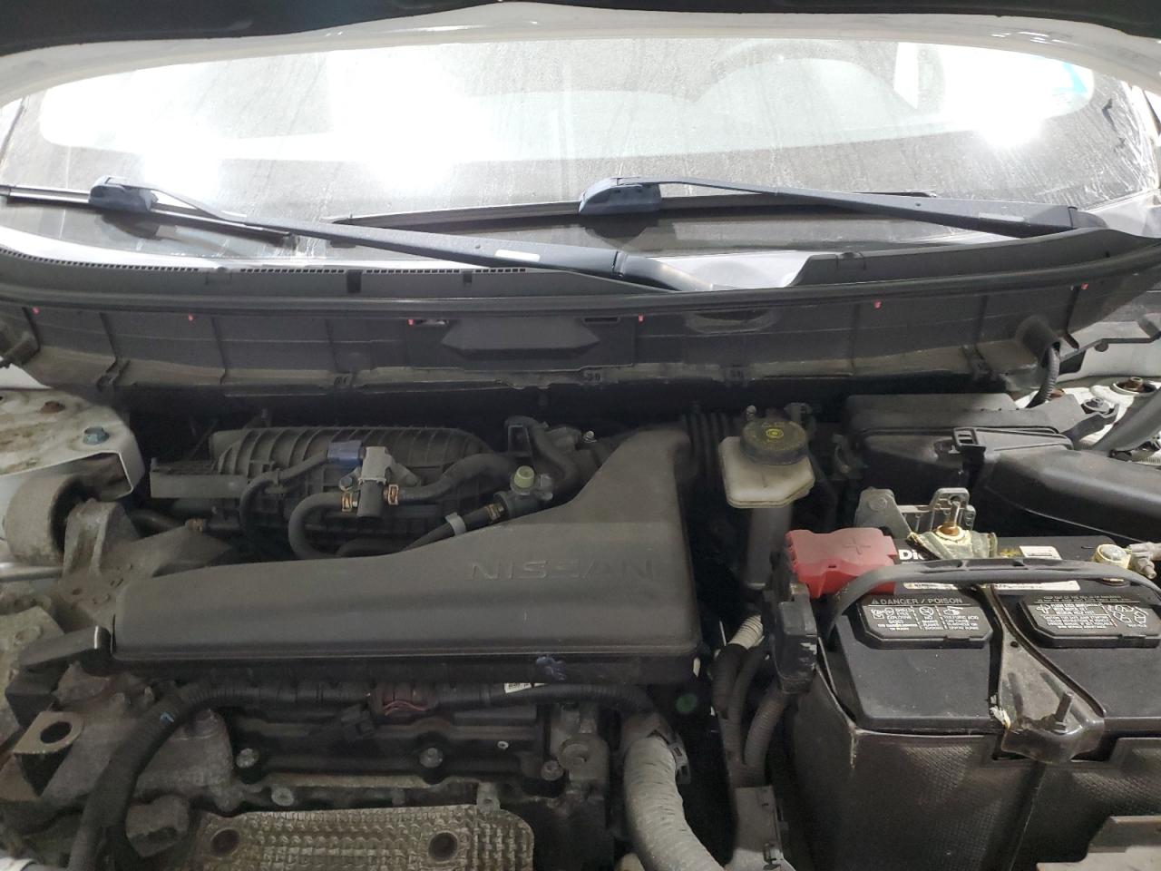 Nissan Rogue S Image 7