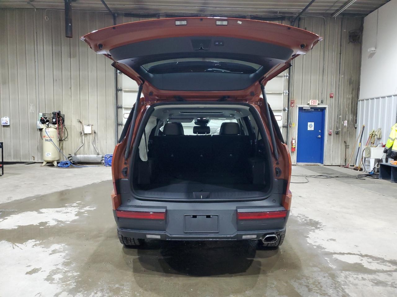 Hyundai SANTA FE Xrt Image 2